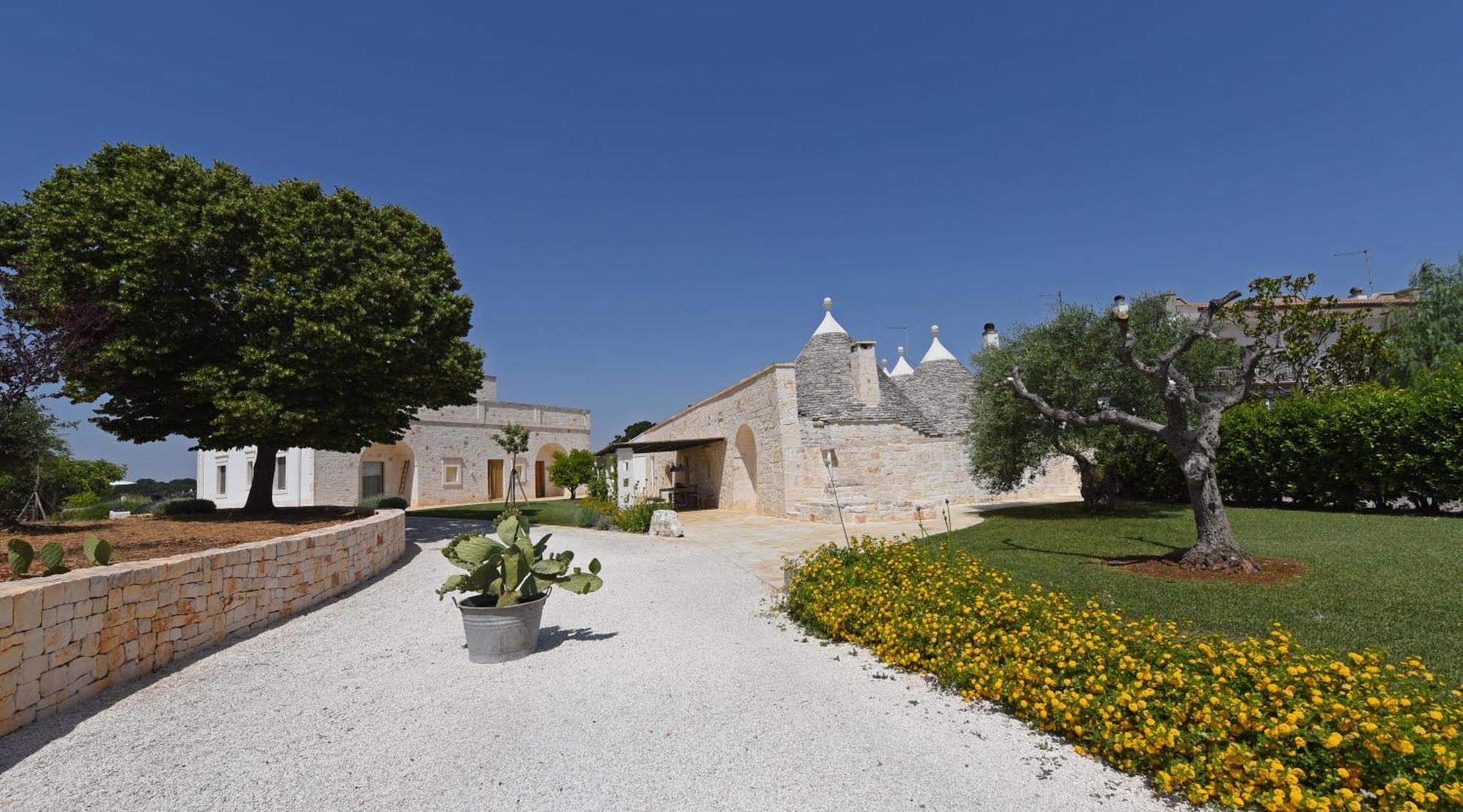 Trulli Di Mezza Villa Cisternino Eksteriør bilde